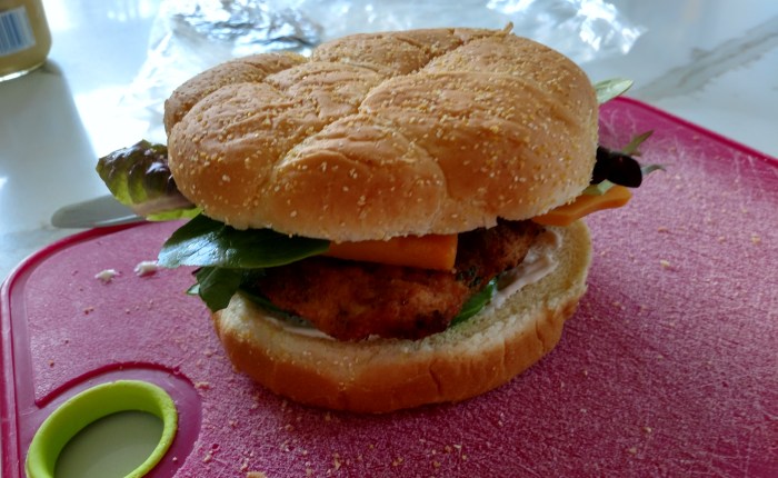 Delicious Chicken Schnitzel Sandwich (Lunch Leftovers&nbsp;idea)